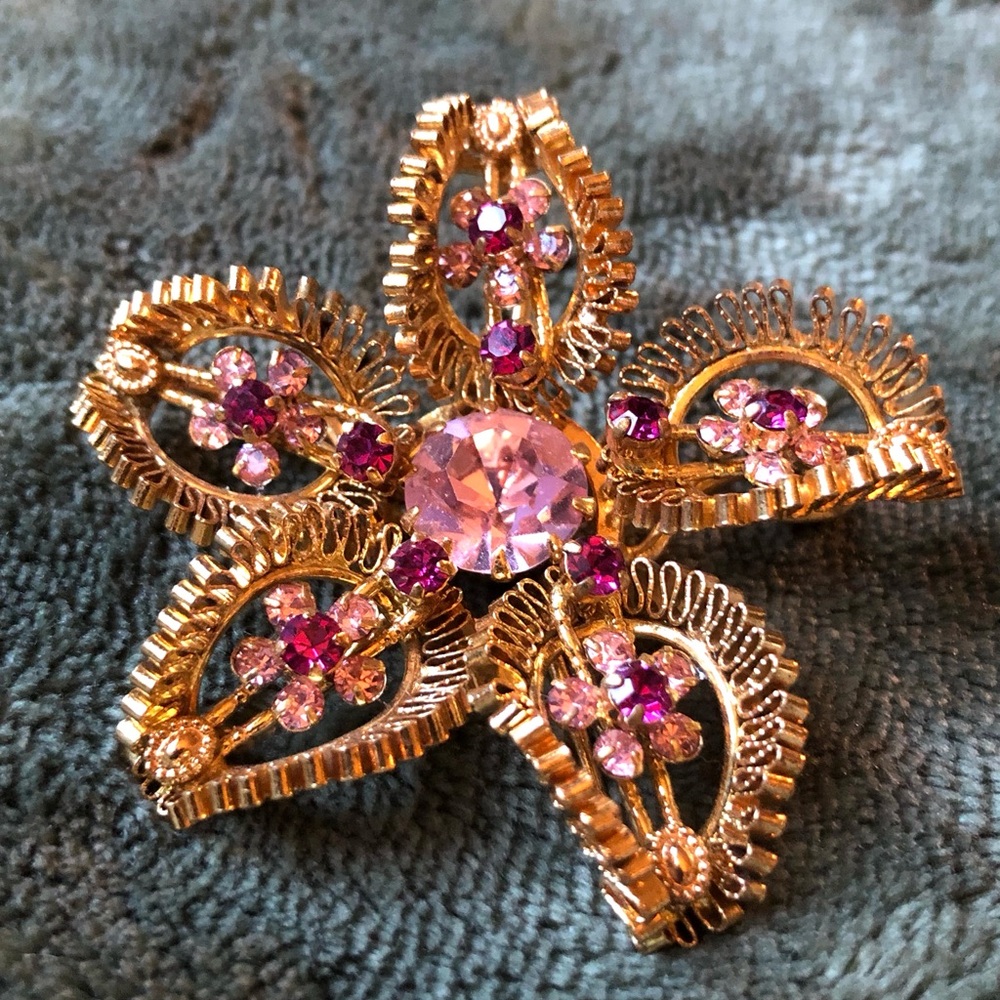 10271 BROOCH Austria Brooch Signed  Brilliant Two Color Pink Gemstone Floral